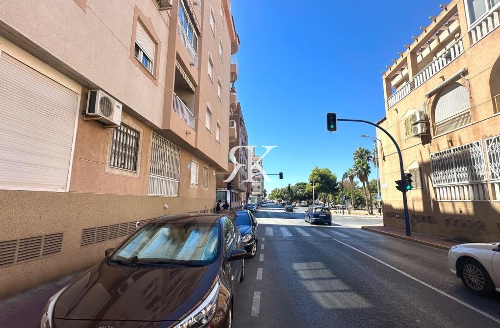 Herverkoop - Penthouse - Torrevieja - Acequion