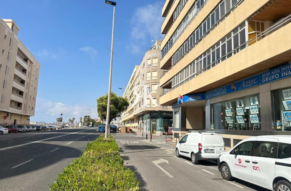 Herverkoop - Penthouse - Torrevieja - Playa del Acequión