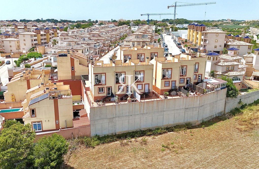 Herverkoop - town house - Cabo Roig - Costa Blanca