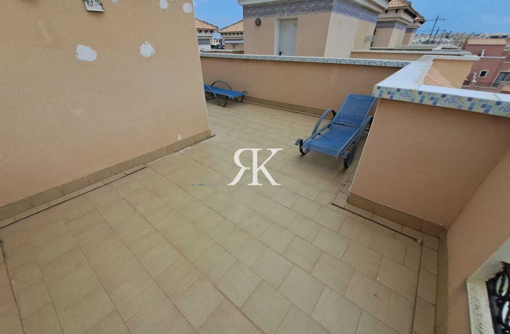 Herverkoop - town house - Orihuela Costa - Costa Blanca