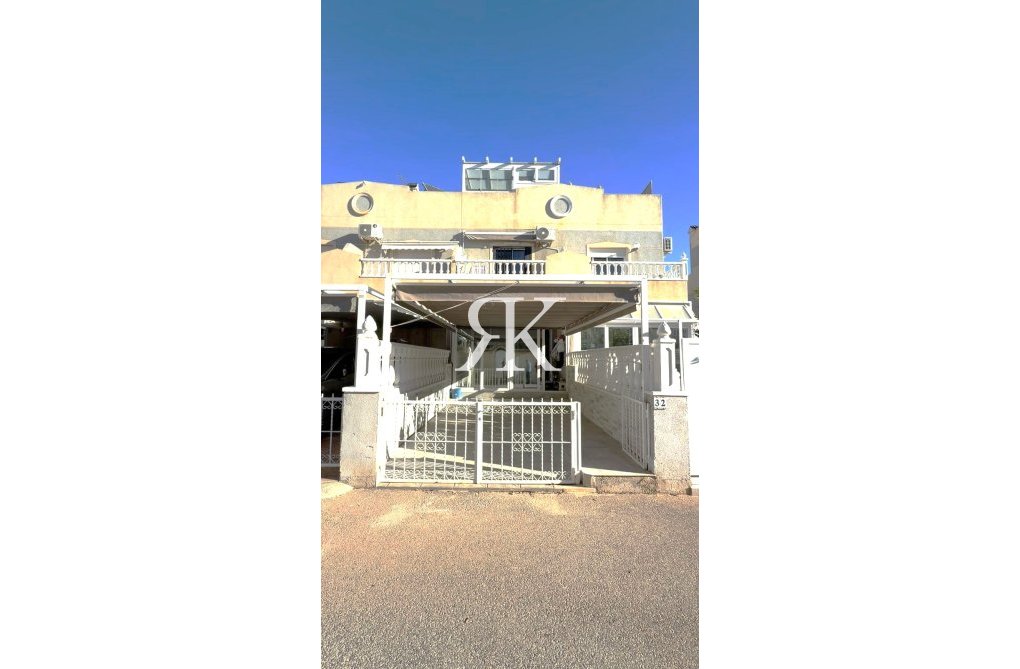 Herverkoop - town house - Orihuela Costa - Costa Blanca