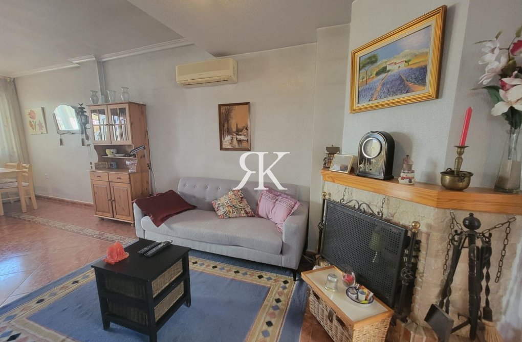 Herverkoop - town house - Orihuela Costa - Playa Flamenca