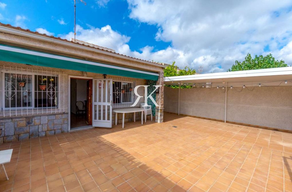 Herverkoop - town house - Santiago de la Ribera - Costa Calida