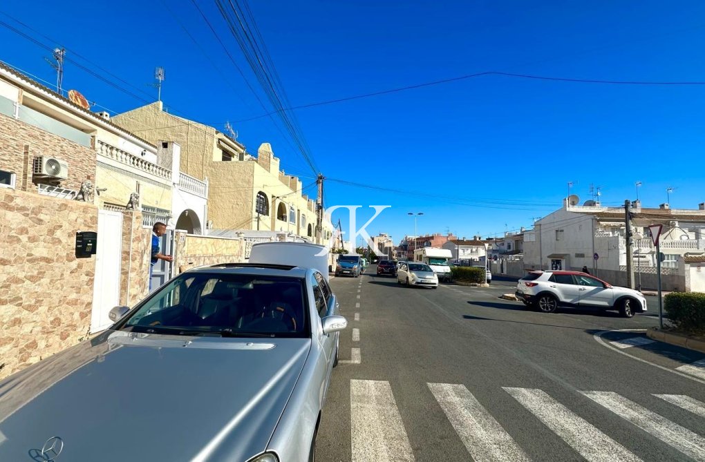 Herverkoop - town house - Torrevieja - Estacion De Autobuses