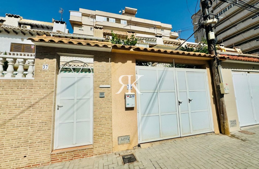 Herverkoop - Triplex - Torrevieja - Aguas Nuevas