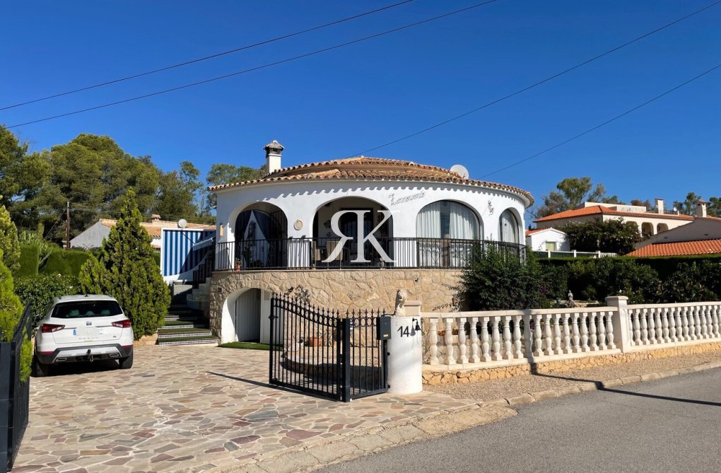 Herverkoop - villa - Alfas del Pí - Costa Blanca