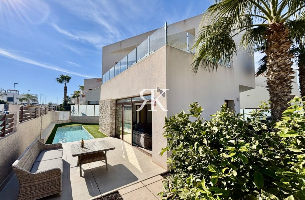 Herverkoop - villa - Benijofar - Costa Blanca