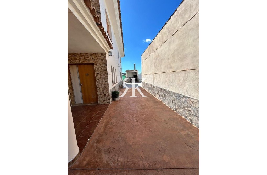 Herverkoop - villa - Los Alcázares - Las Lomas Del Rame-bahía Bella