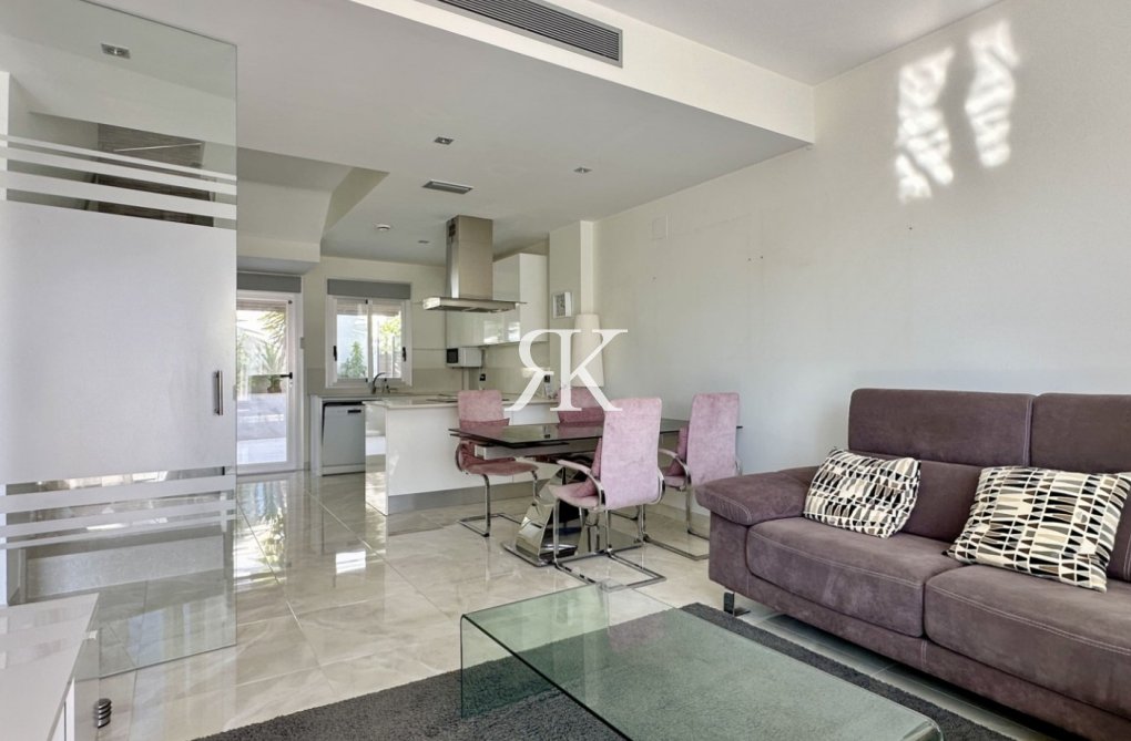 Herverkoop - villa - Orihuela Costa - Costa Blanca