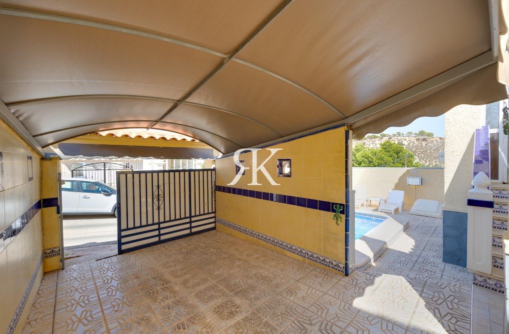 Herverkoop - villa - San Fulgencio - La Marina