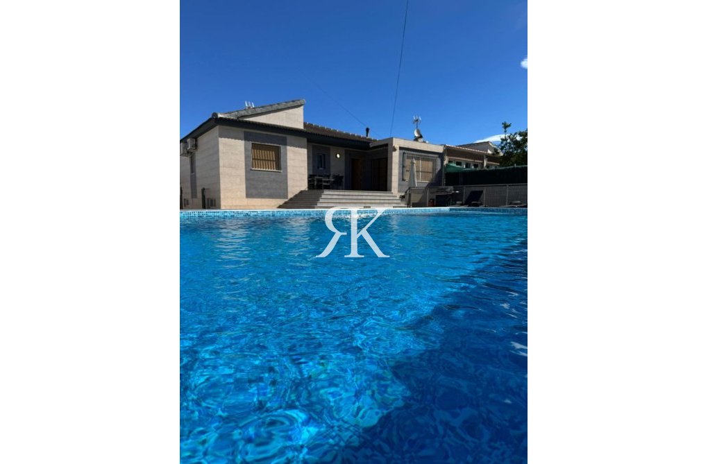 Herverkoop - villa - Torrevieja - Los Balcones - Los Altos Del Edén