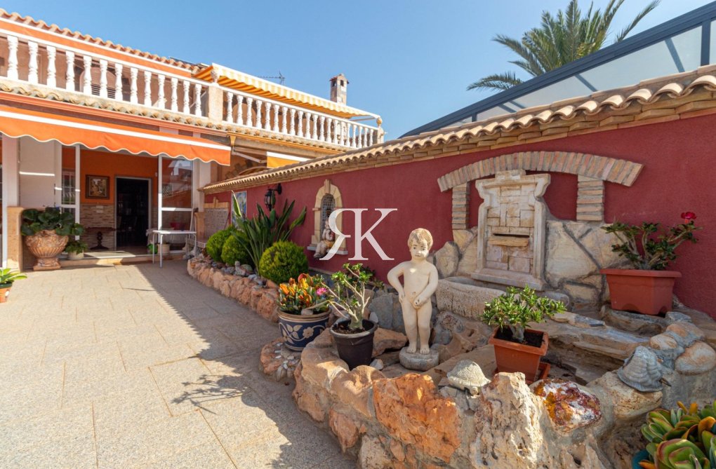 Herverkoop - Vrijstaande villa - Cabo Roig - La Regia
