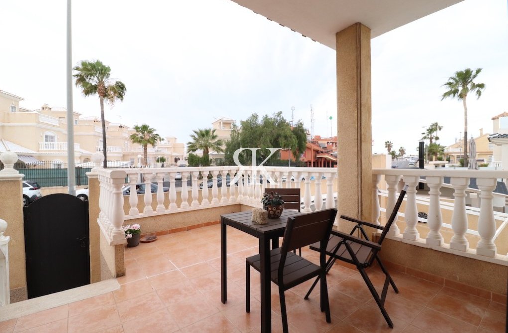 Herverkoop - Vrijstaande villa - Torrevieja - Los Balcones - Los Altos 