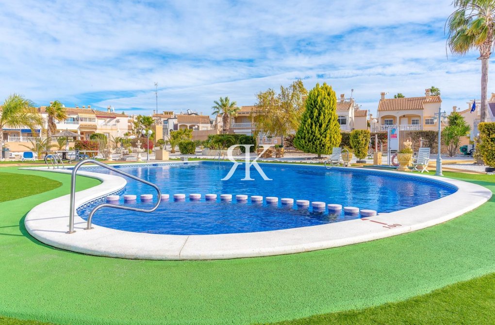 Herverkoop - Vrijstaande villa - Torrevieja - Los Balcones - Los Altos 