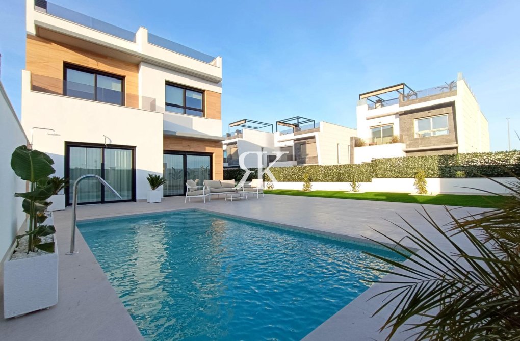 Neubau - villa - Benijofar - Pueblo