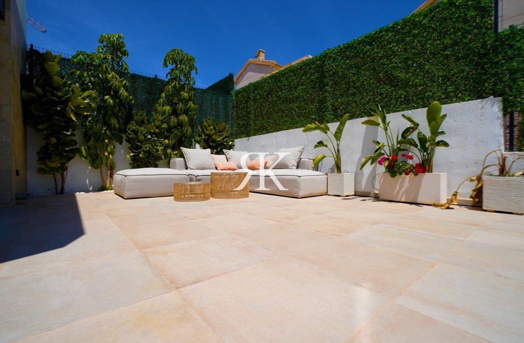 Neubau - villa - Orihuela Costa - Los Altos