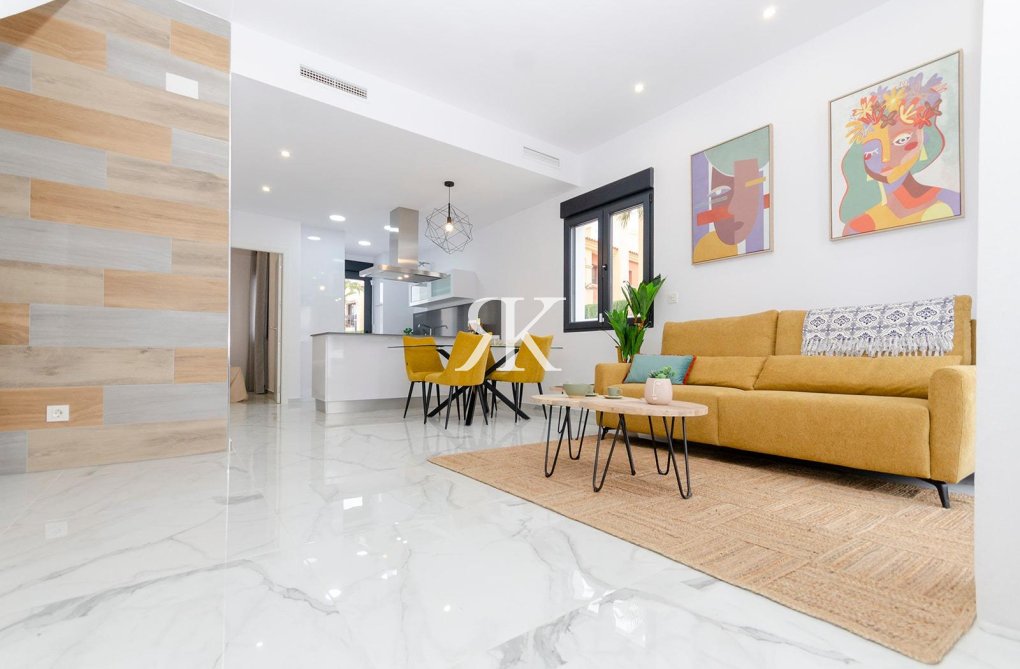 Neubau - villa - Torrevieja - Torretas