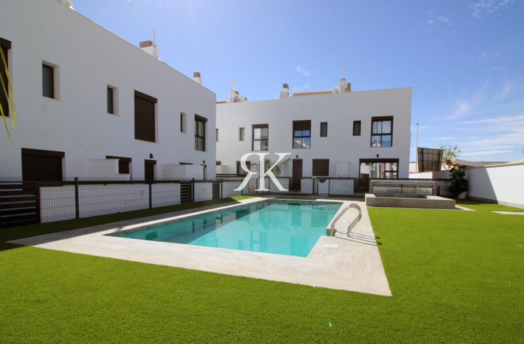 New build Key in hand - Townhouse - Pilar de la Horadada - Torre de la Horadada