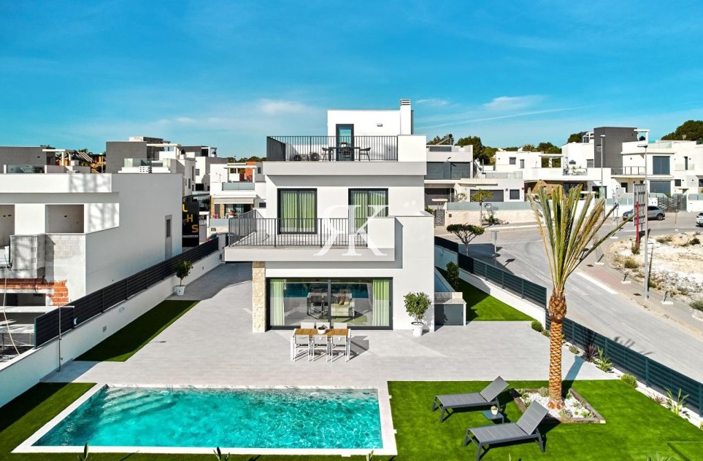 Obra nueva Llave en mano - Villa independiente - San Miguel de Salinas
