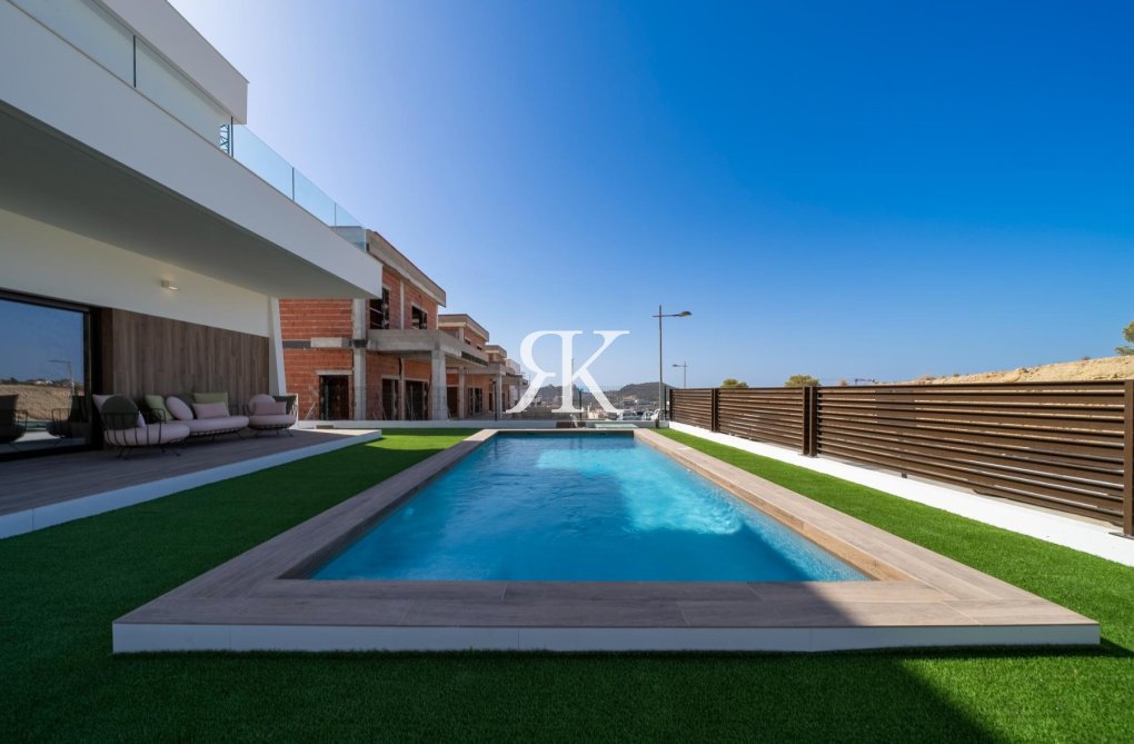 Obra Nueva - Villa independiente - Finestrat