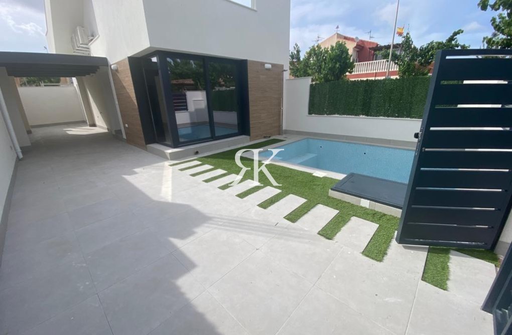 Obra Nueva - villa - Los Alcázares - La Concha