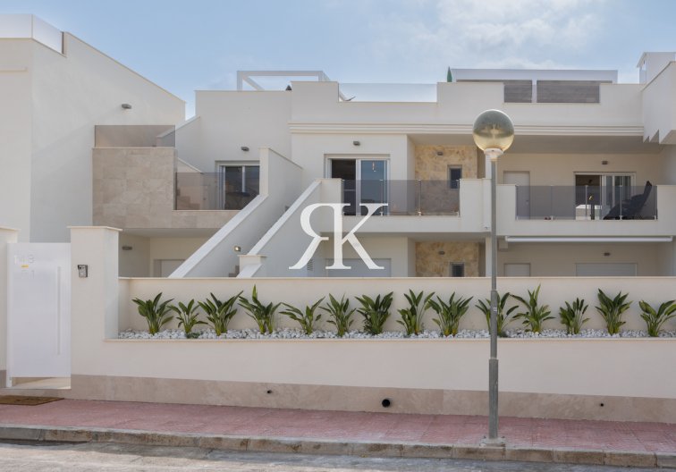 Penthouse Penthouse - Herverkoop - Villamartin - Costa Blanca