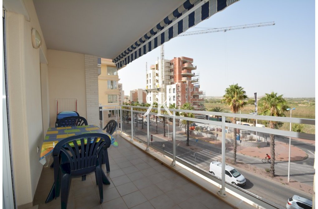 Resale - Apartment - Guardamar del Segura - Costa Blanca