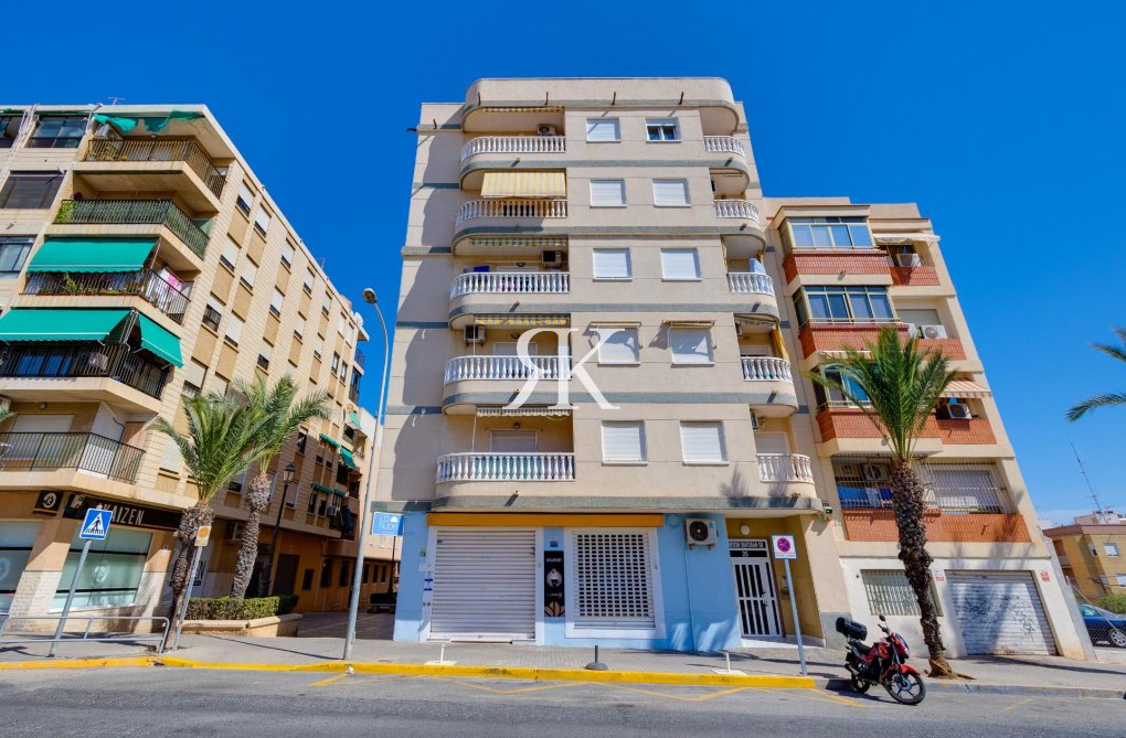 Resale - Apartment - Guardamar del Segura - Pueblo