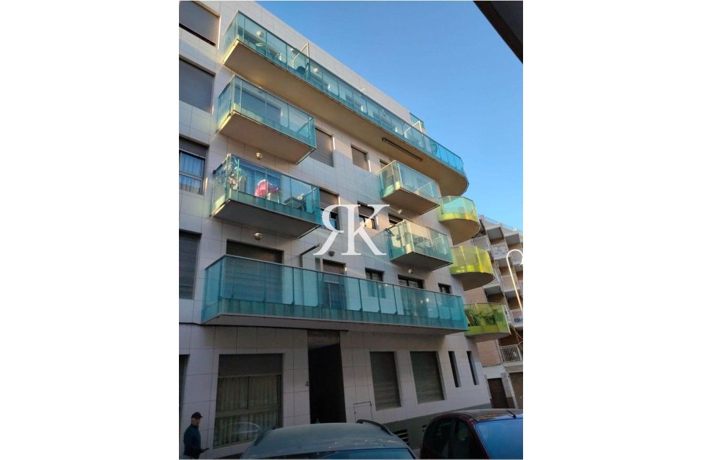 Resale - Apartment - Guardamar del Segura - Pueblo