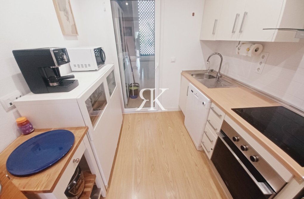 Resale - Apartment - Hacienda Riquelme Golf Resort - Inland