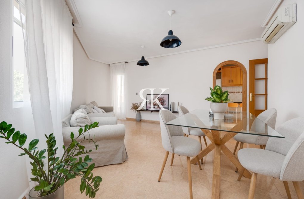 Resale - Apartment - Jacarilla - Inland