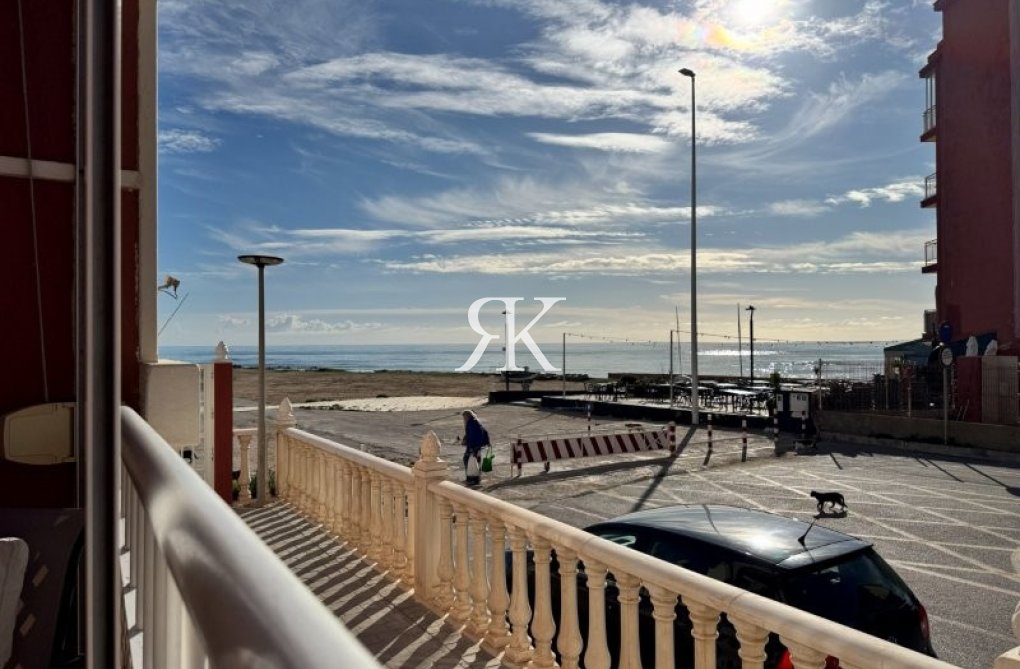 Resale - Apartment - La Mata - Costa Blanca