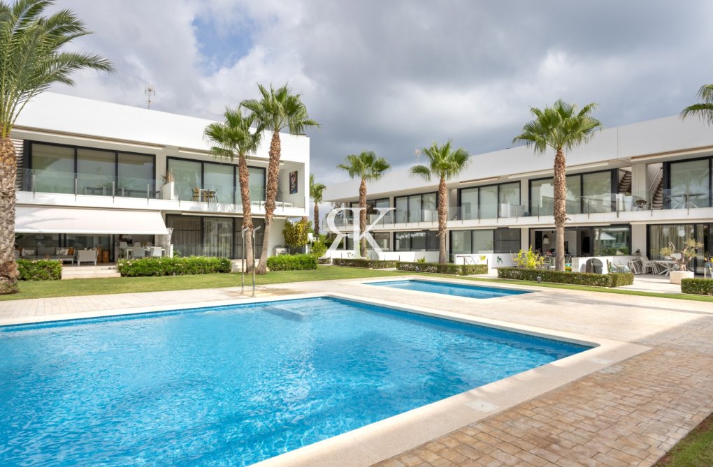 Resale - Apartment - Mar de Cristal - Costa Calida