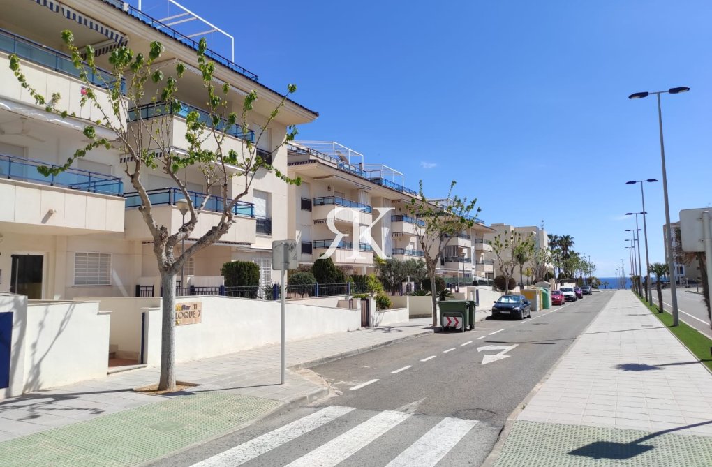 Resale - Apartment - Mil Palmeras - Costa Blanca