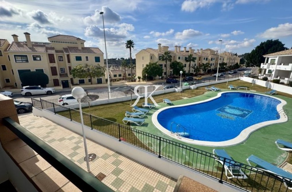 Resale - Apartment - Orihuela Costa - Costa Blanca