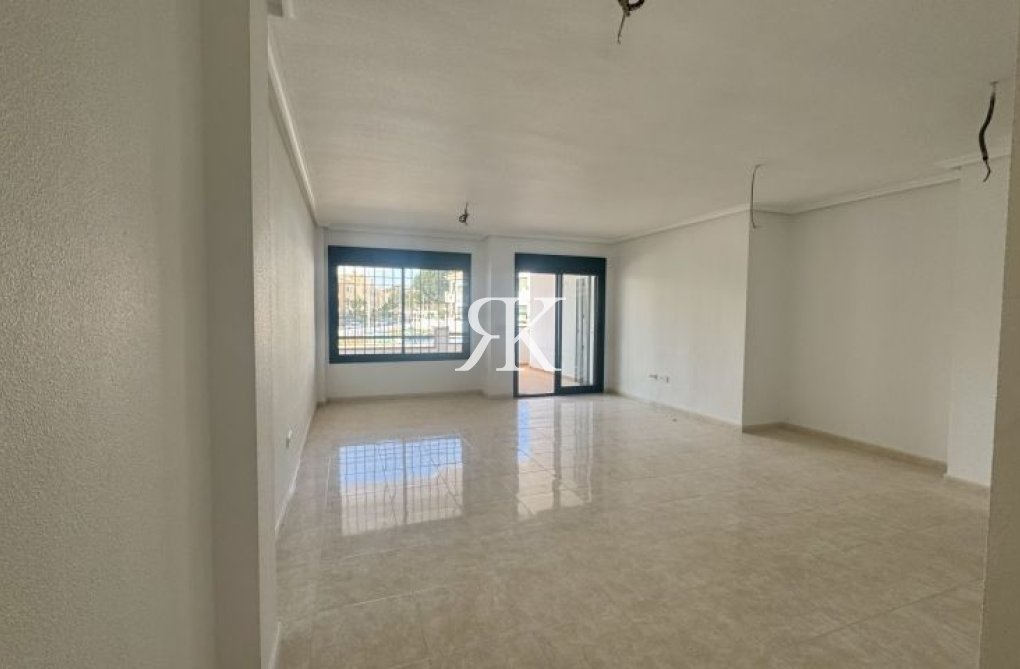 Resale - Apartment - Orihuela Costa - Costa Blanca