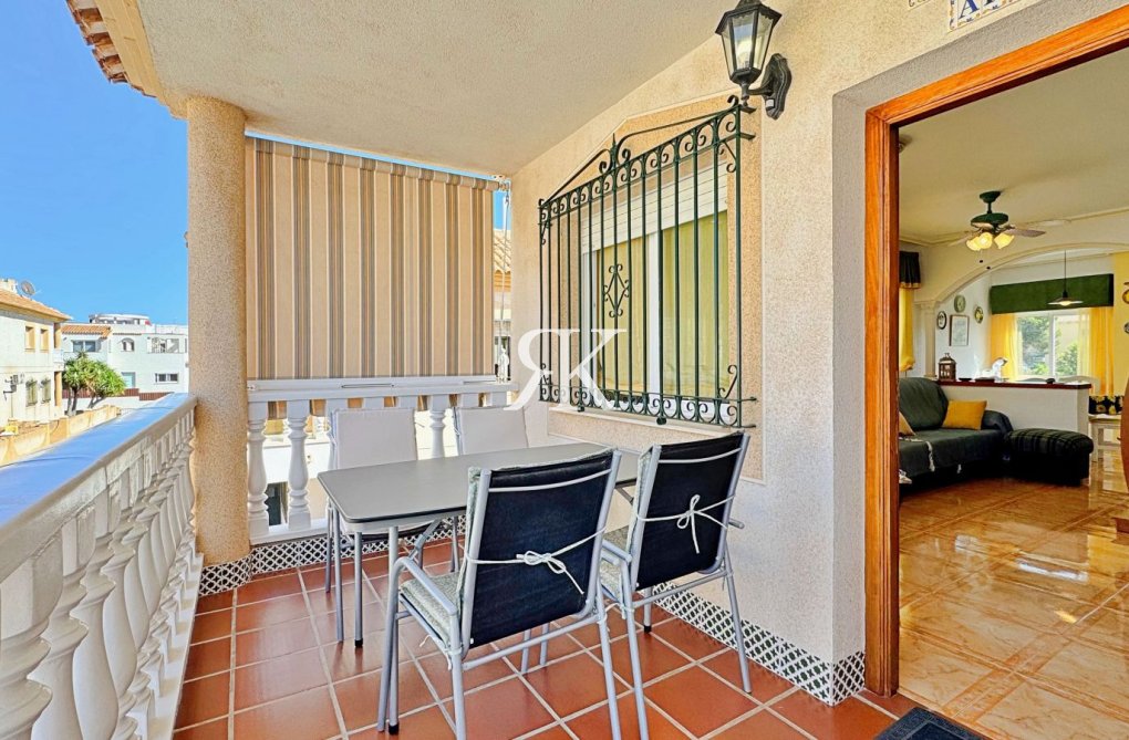 Resale - Apartment - Orihuela Costa - Costa Blanca