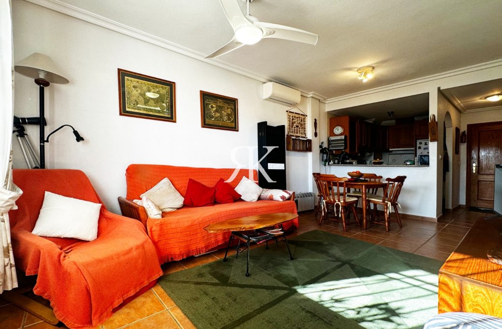 Resale - Apartment - Orihuela Costa - Costa Blanca