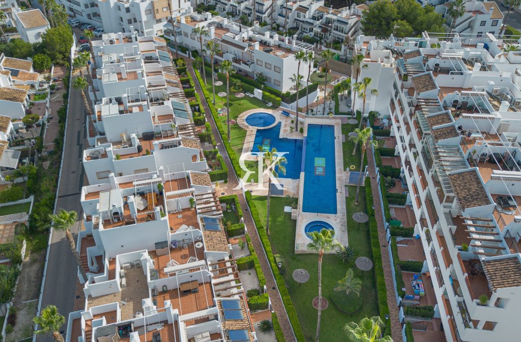 Resale - Apartment - Orihuela Costa - Costa Blanca