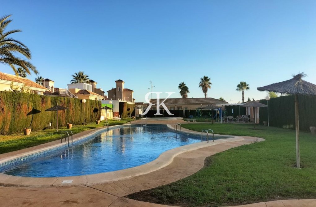 Resale - Apartment - Orihuela Costa - Las Filipinas