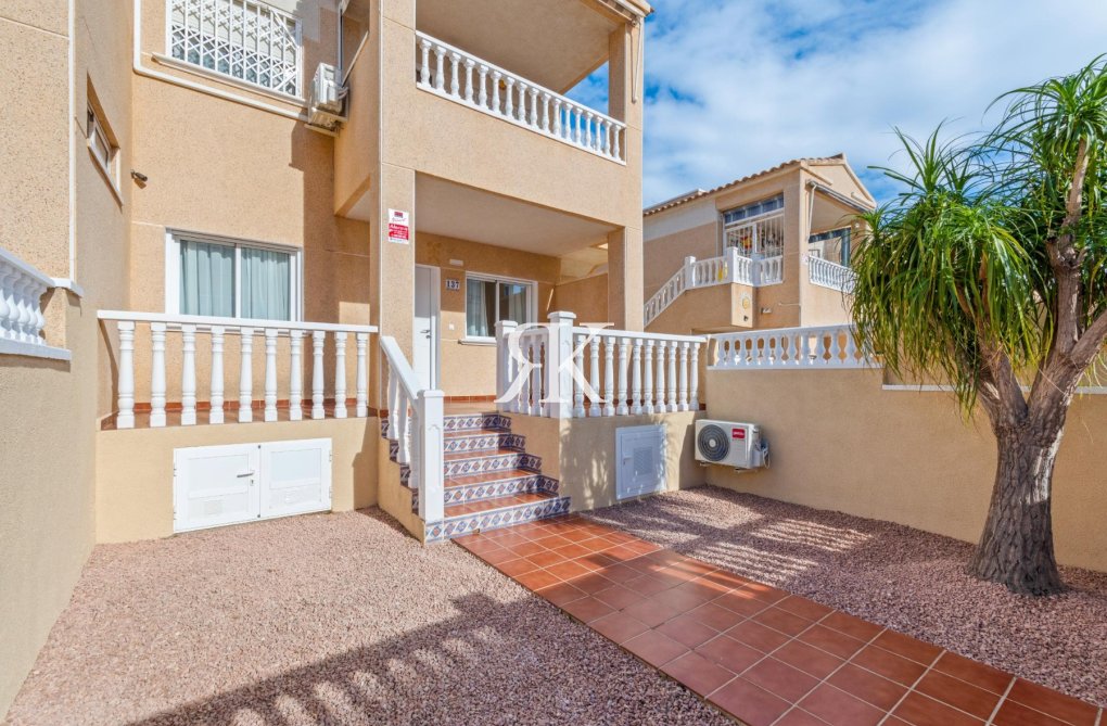 Resale - Apartment - Orihuela Costa - Los Altos