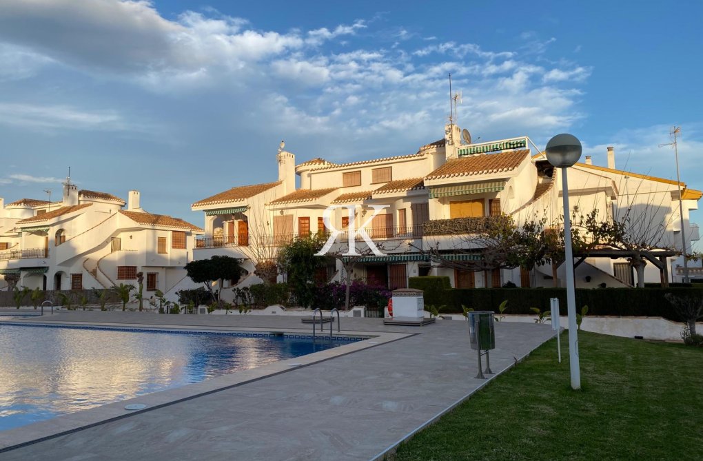 Resale - Apartment - Pilar de la Horadada - Torre de la Horadada