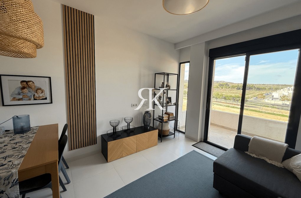 Resale - Apartment - San Miguel de Salinas - Inland