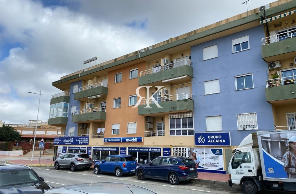 Resale - Apartment - San Miguel de Salinas - Pueblo 9