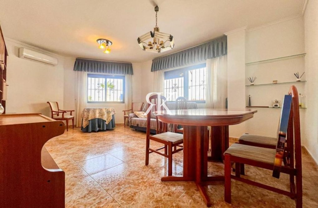 Resale - Apartment - San Miguel de Salinas