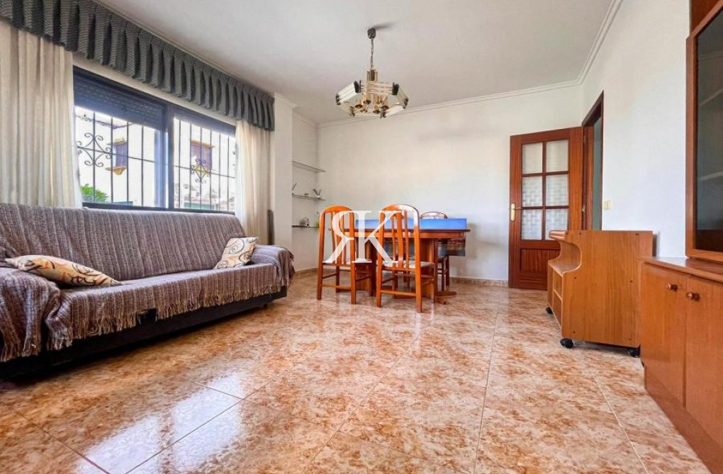 Resale - Apartment - San Miguel de Salinas