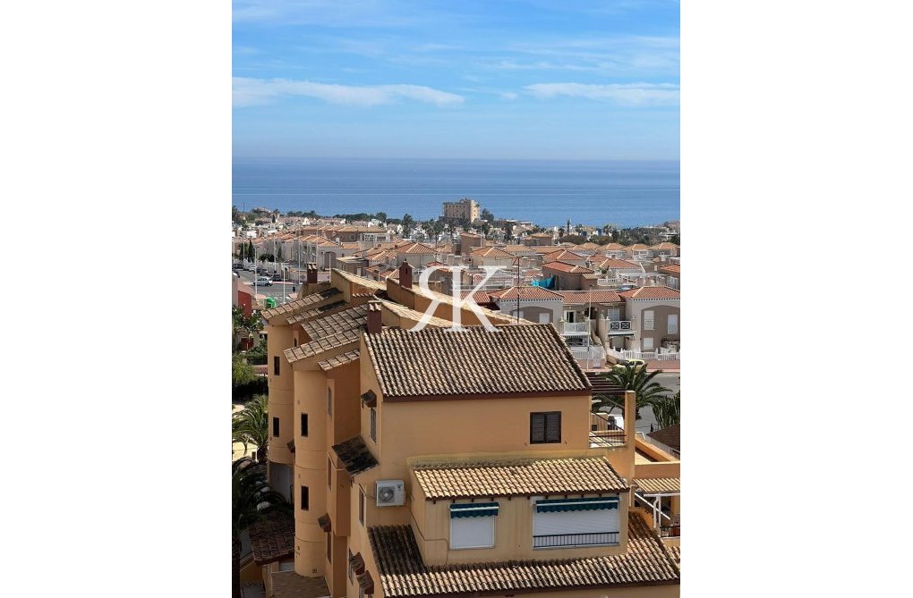 Resale - Apartment - Torrevieja - Aguas Nuevas