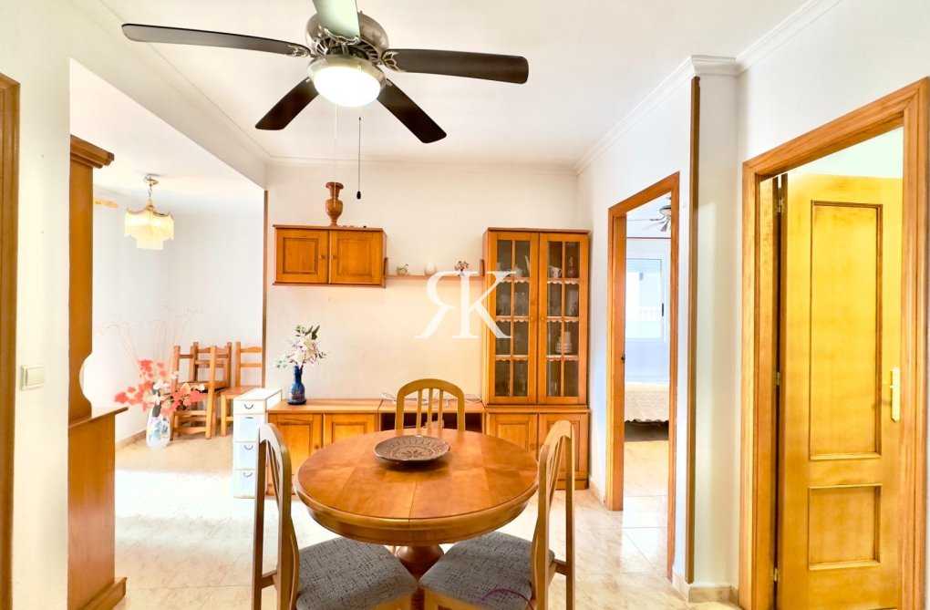 Resale - Apartment - Torrevieja - Centro