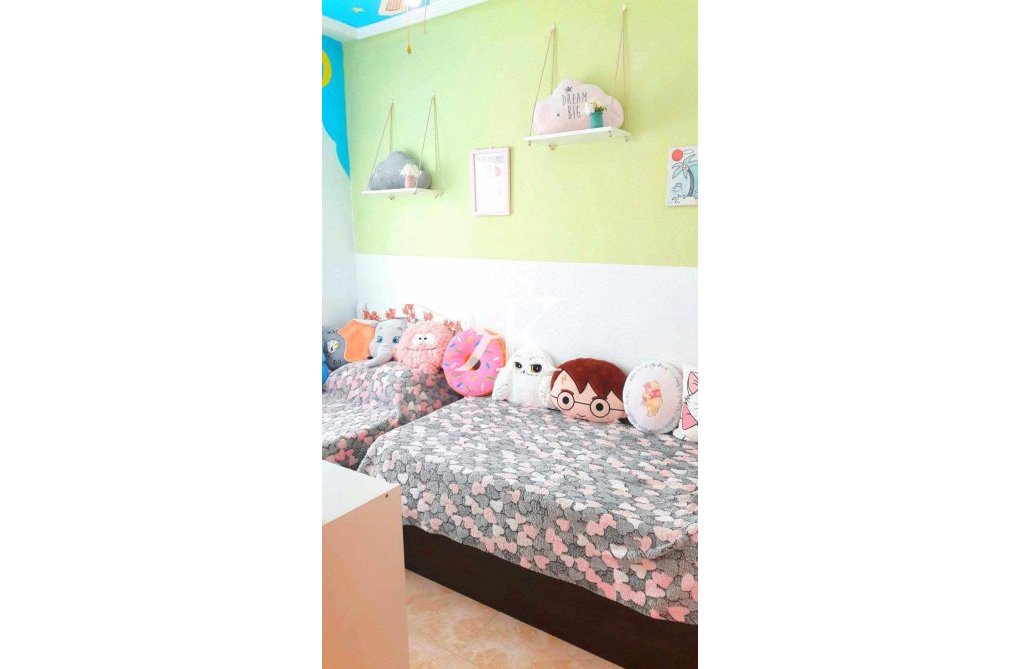 Resale - Apartment - Torrevieja - Centro