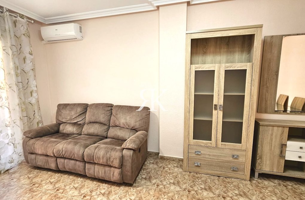 Resale - Apartment - Torrevieja - Costa Blanca